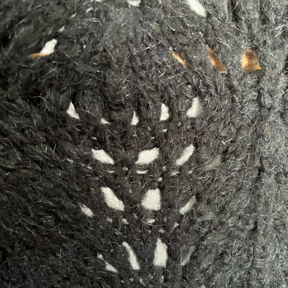 ANTHROPOLOGIE Black Cardigan Size Medium - Picture 4 of 9